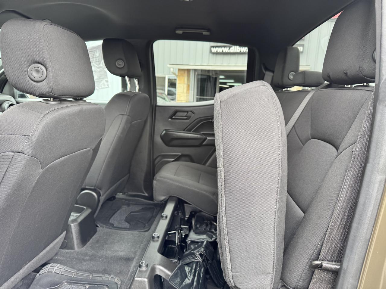 Chevrolet Colorado 2WD Crew Cab WT 2023