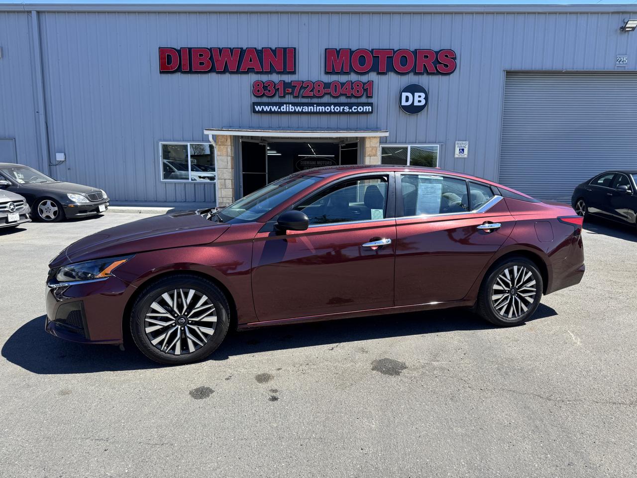 Nissan Altima 2.5 SV Sedan 2024