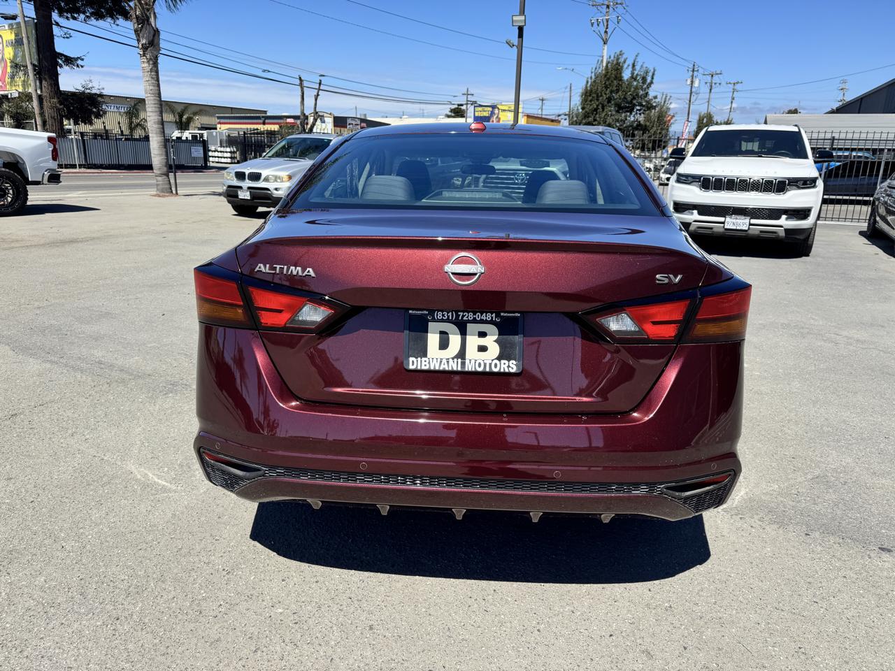 Nissan Altima 2.5 SV Sedan 2024