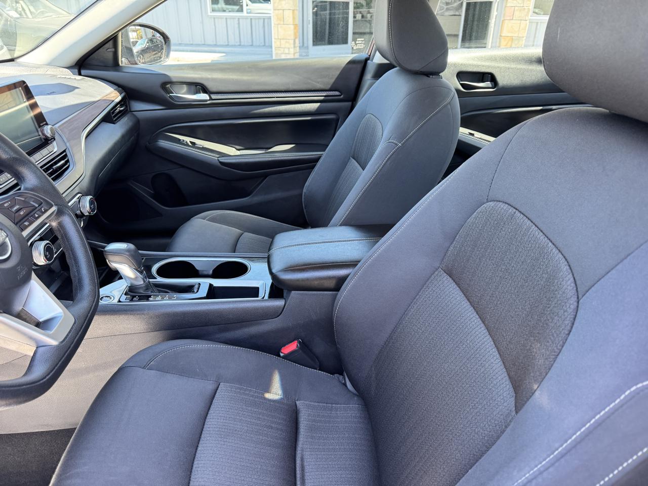 Nissan Altima 2.5 SV Sedan 2024