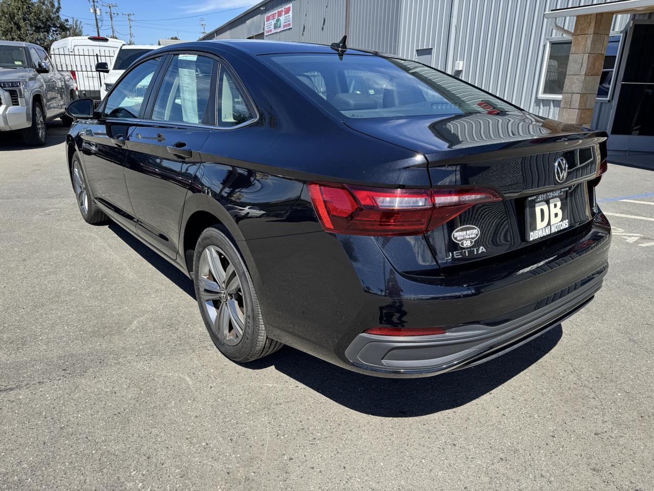 Volkswagen Jetta SE Auto 2024