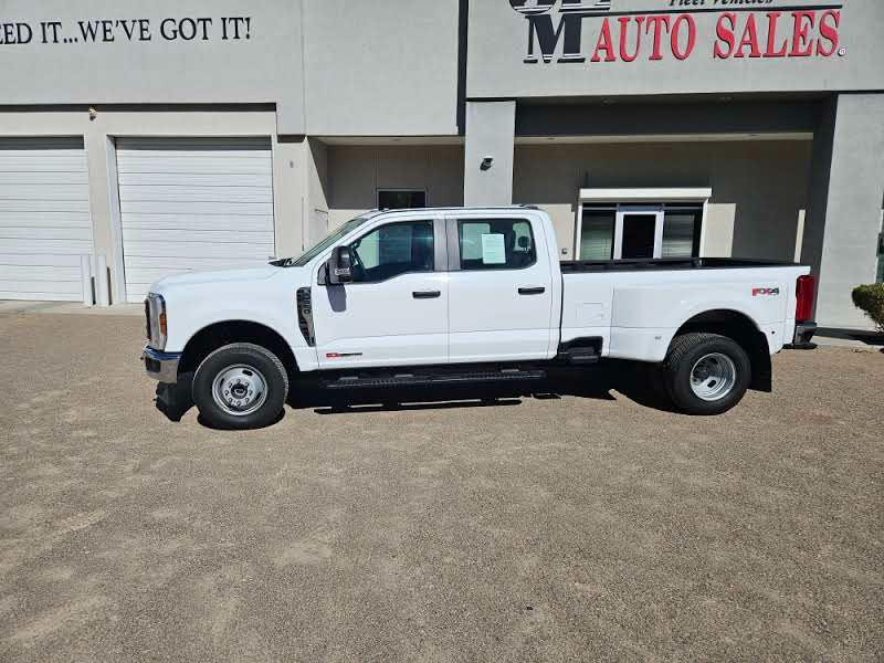 2024 Ford Super Duty F-350 DRW XL 4WD Crew Cab 8' Box
