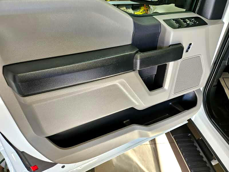 Ford Super Duty F-450 DRW XL 2WD SuperCab 192" WB 84" CA 2022