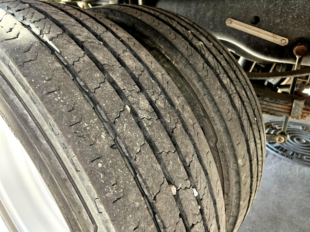 Ford Super Duty F-450 DRW XL 2WD SuperCab 192" WB 84" CA 2022