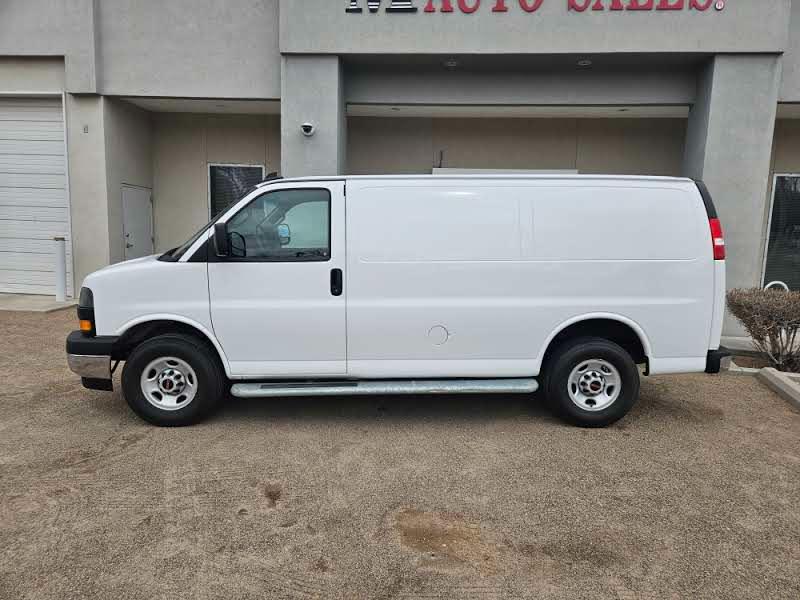 GMC Savana Cargo Van RWD 2500 135" 2024
