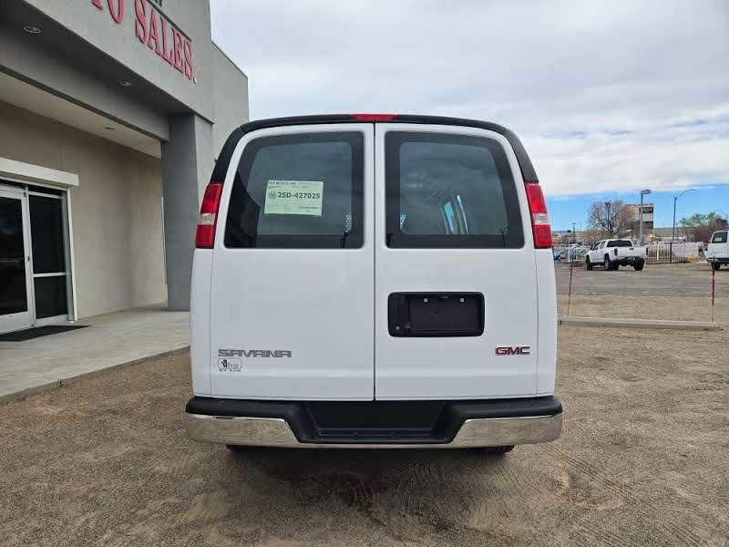 GMC Savana Cargo Van RWD 2500 135" 2024