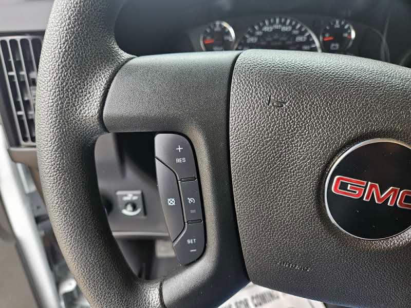 GMC Savana Cargo Van RWD 2500 135" 2024