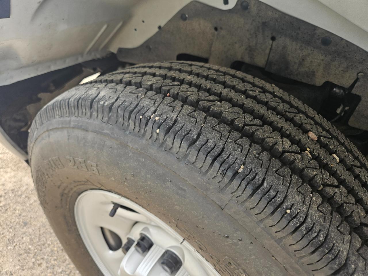 GMC Savana Cargo Van RWD 2500 135" 2024