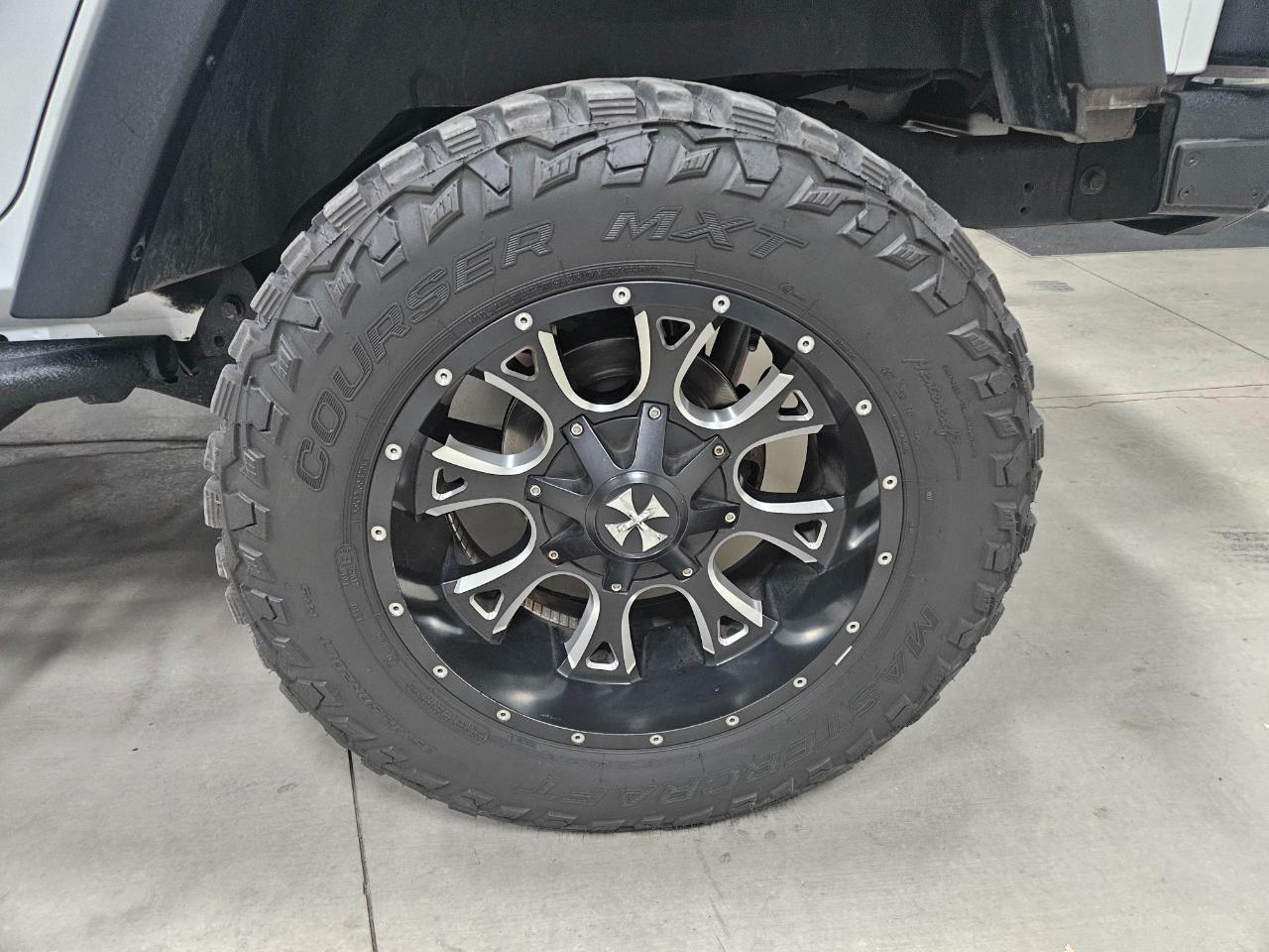 Jeep Wrangler Unlimited 4WD 4dr Sport 2016