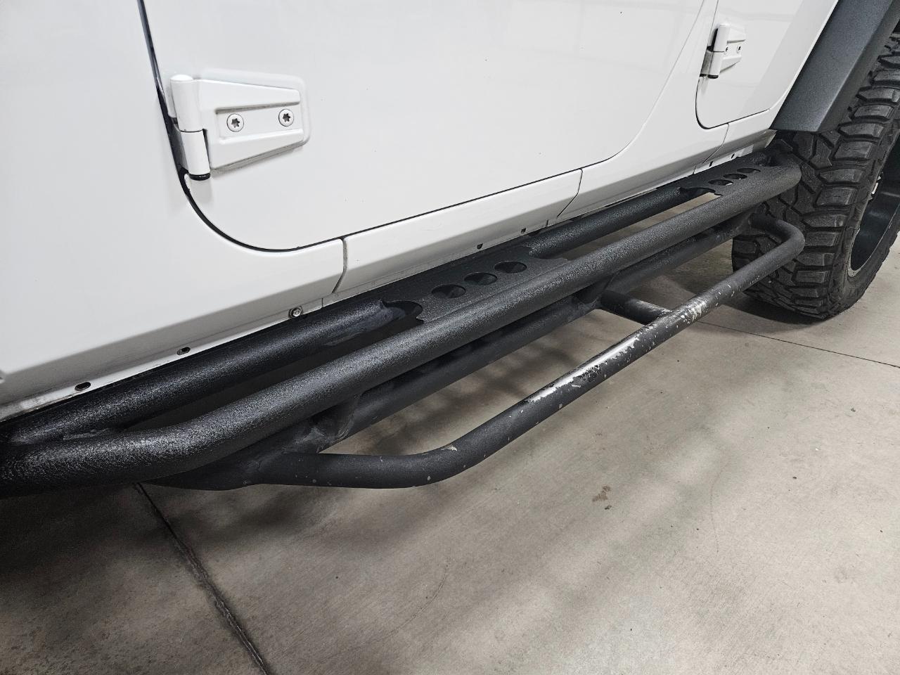 Jeep Wrangler Unlimited 4WD 4dr Sport 2016