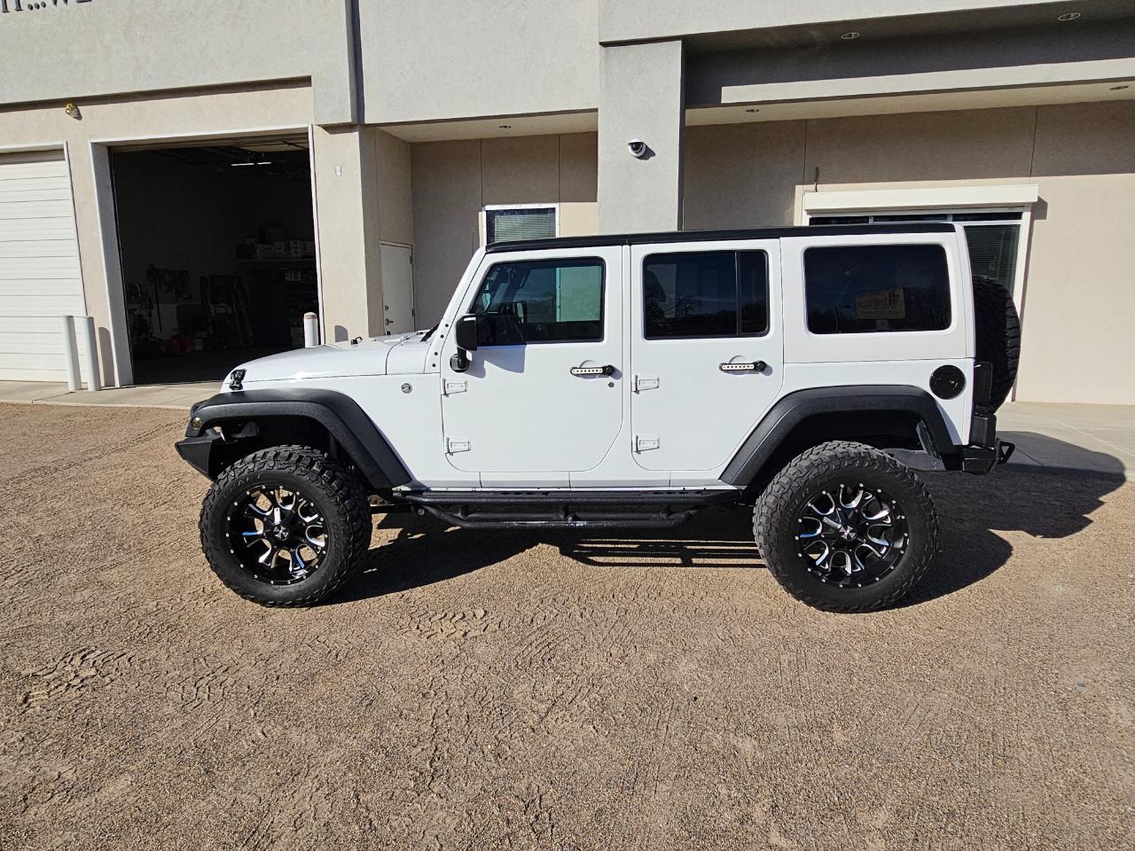 Jeep Wrangler Unlimited 4WD 4dr Sport 2016