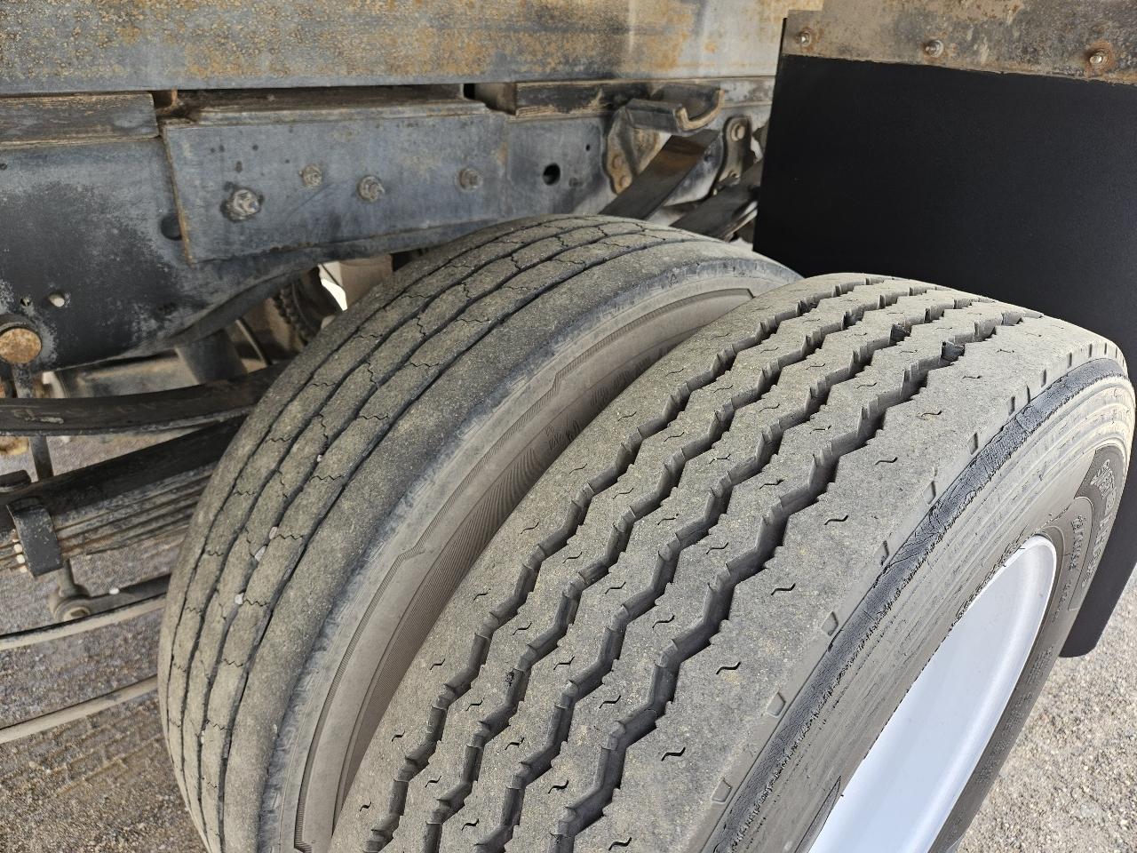 Ford Super Duty F-550 DRW XLT 4WD Crew Cab 203" WB 84" CA 2020