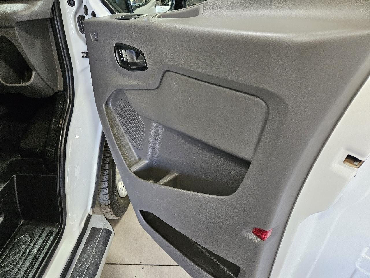 Ford Transit Cargo Van T-250 130" Low Rf 9070 GVWR RWD 2024