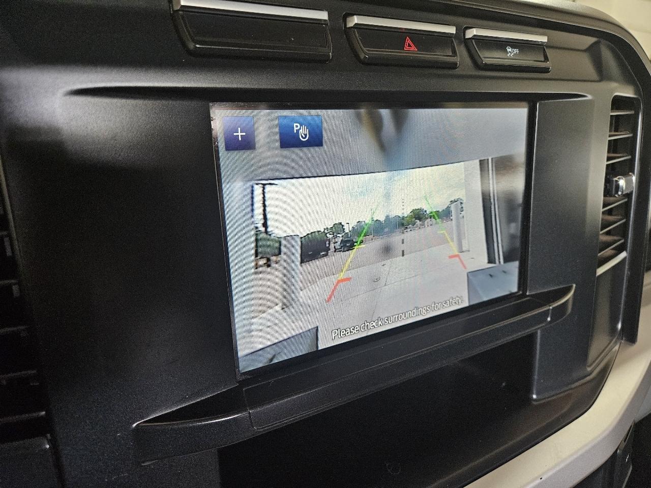 Ford Super Duty F-250 SRW XL 2WD SuperCab 8' Box 2023