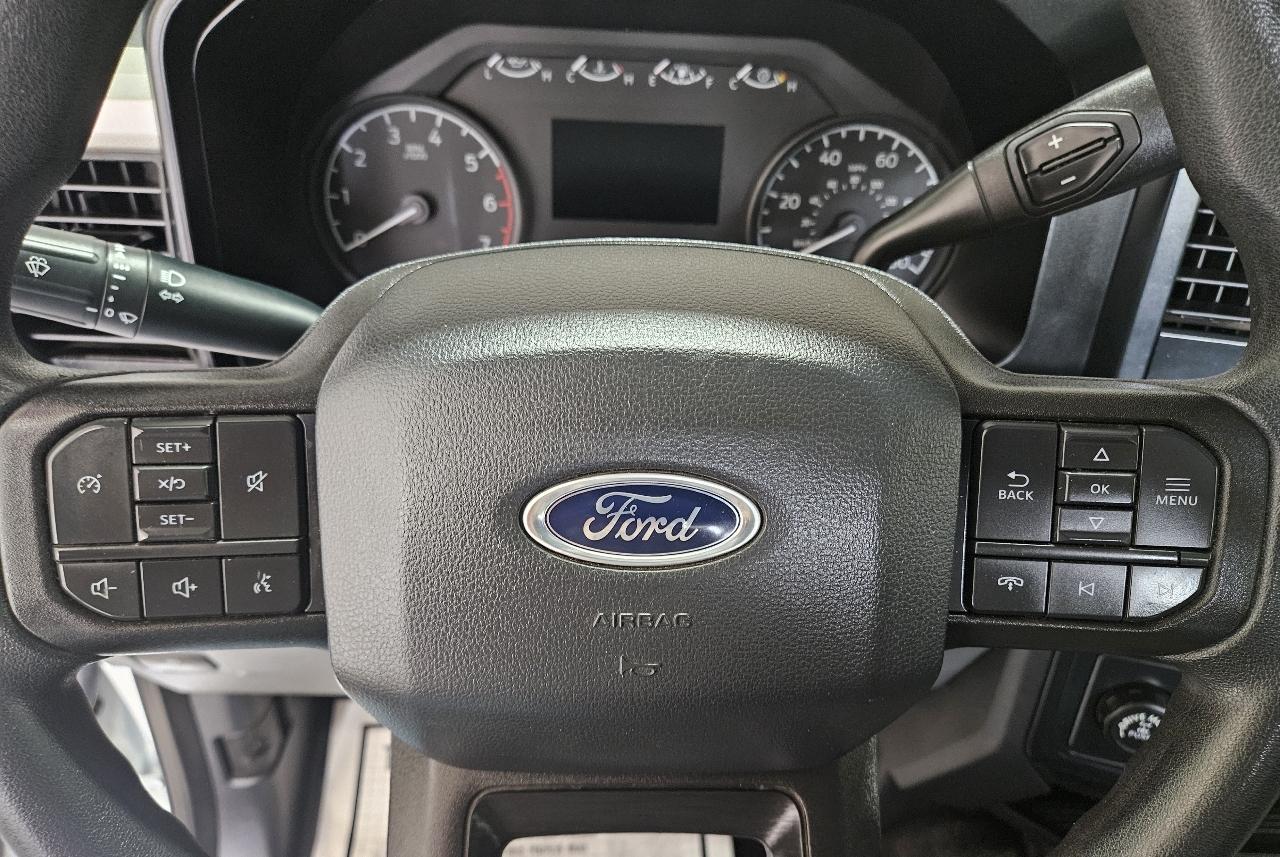 Ford Super Duty F-250 SRW XL 2WD SuperCab 8' Box 2023
