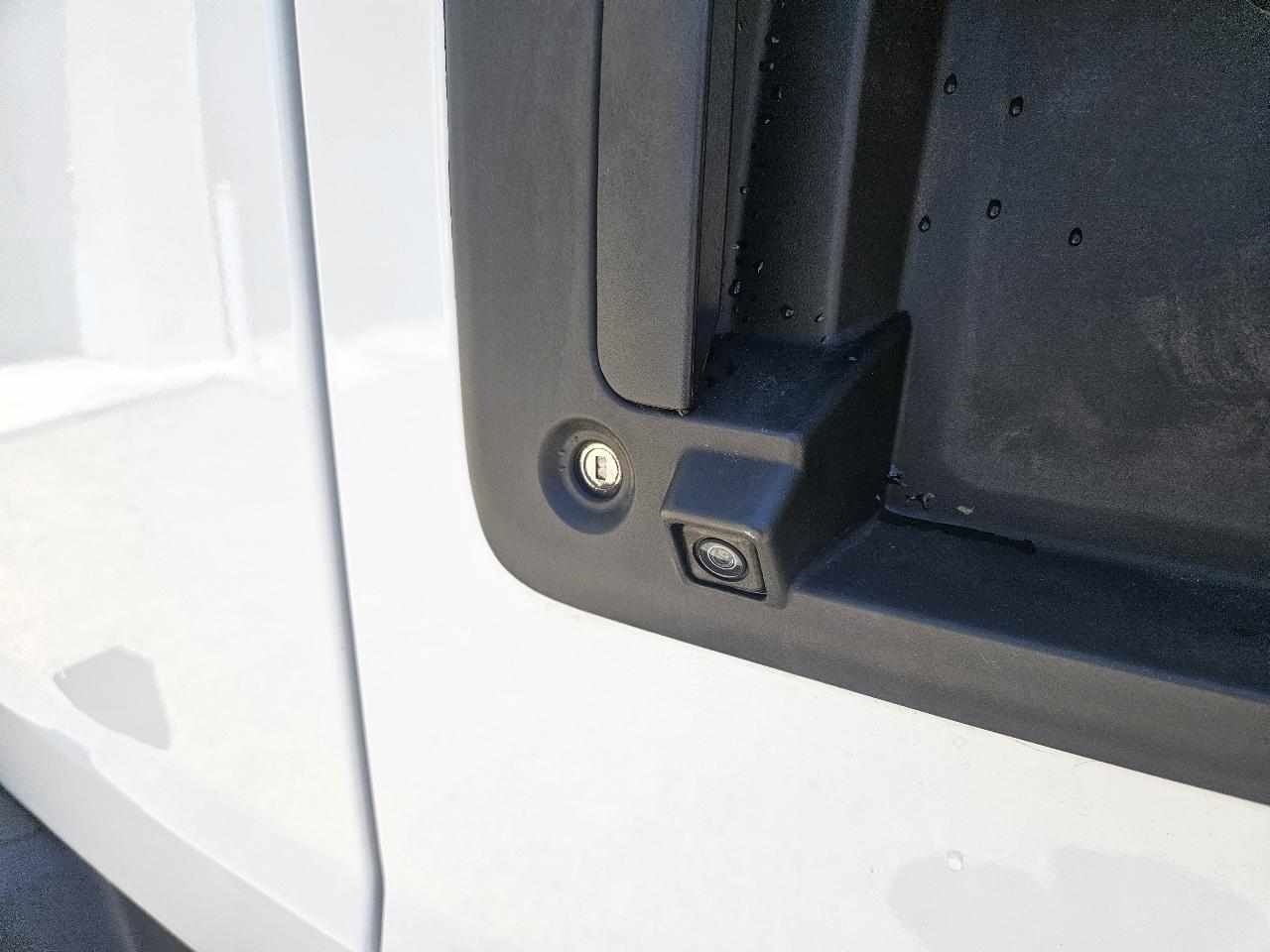 Chevrolet Express Cargo Van RWD 2500 135" 2024