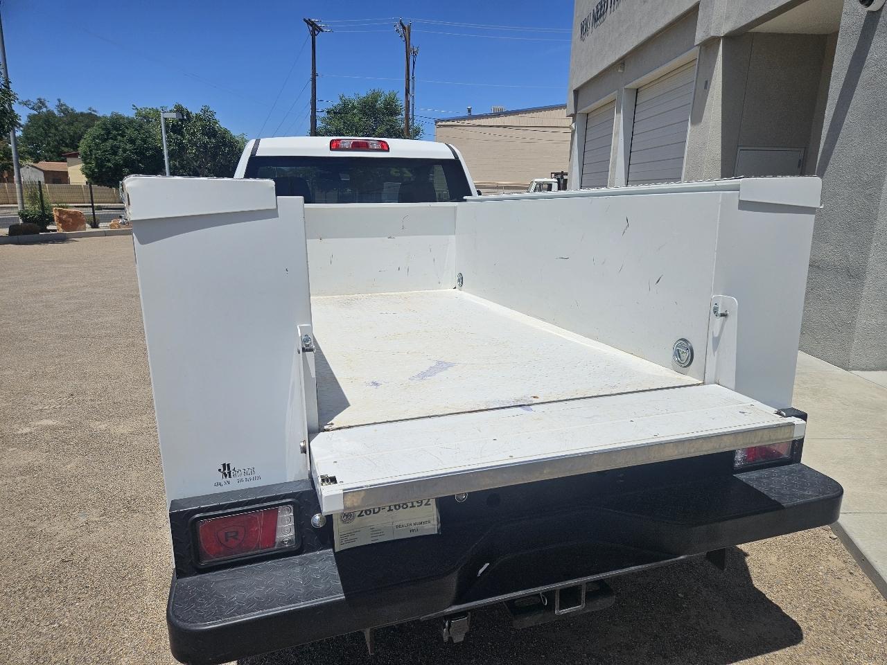 Chevrolet Silverado 2500HD 2WD Reg Cab 142" Work Truck 2023