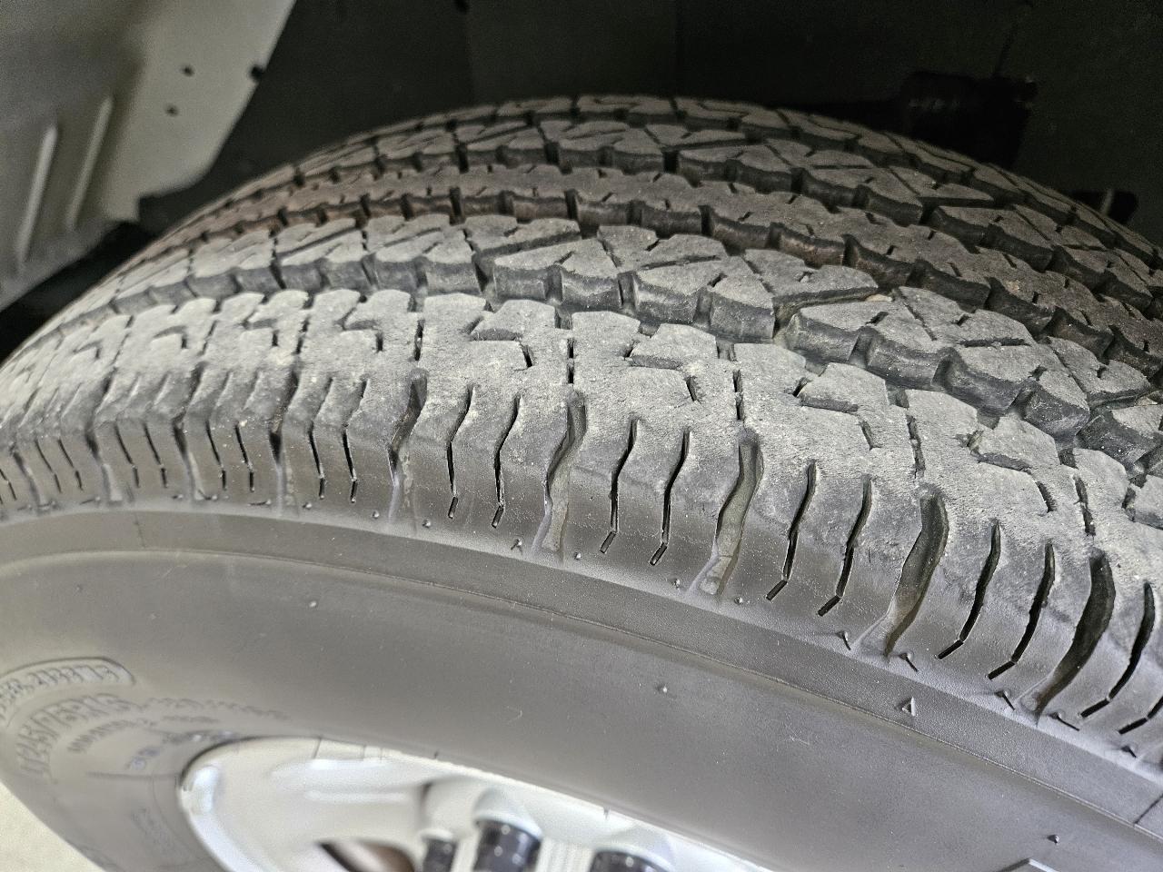 Chevrolet Express Cargo Van RWD 2500 135" 2024