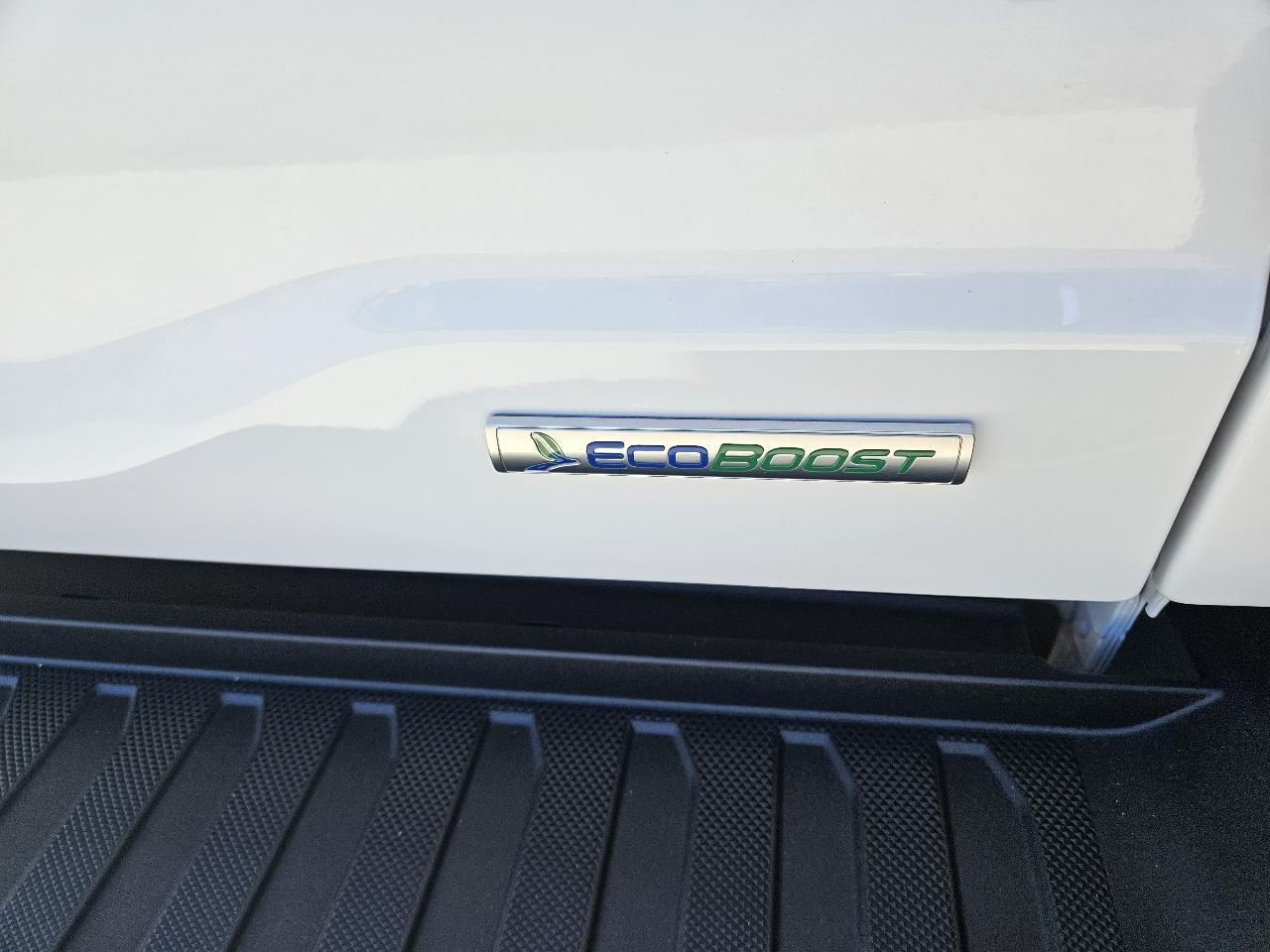 Ford F-150 XL 2WD SuperCrew 6.5' Box 2023
