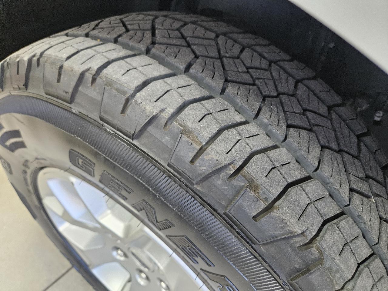 Ford F-150 XL 2WD SuperCrew 6.5' Box 2023