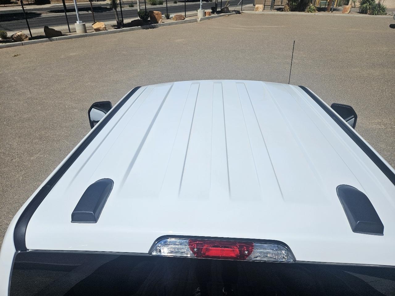Ford Super Duty F-250 SRW XL 4WD Crew Cab 8' Box 2025