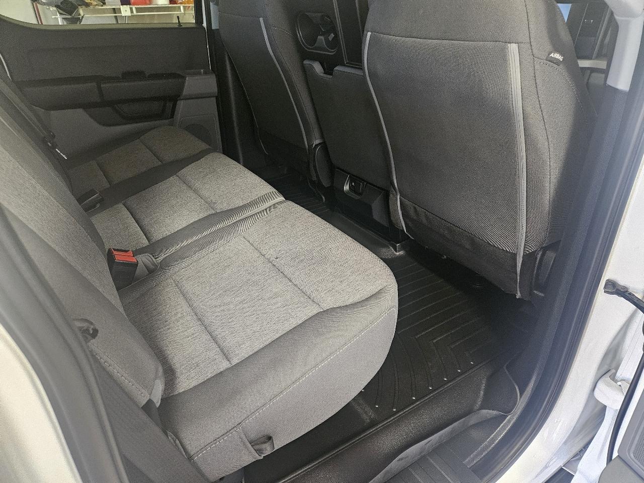 Ford Super Duty F-250 SRW XL 4WD Crew Cab 8' Box 2025