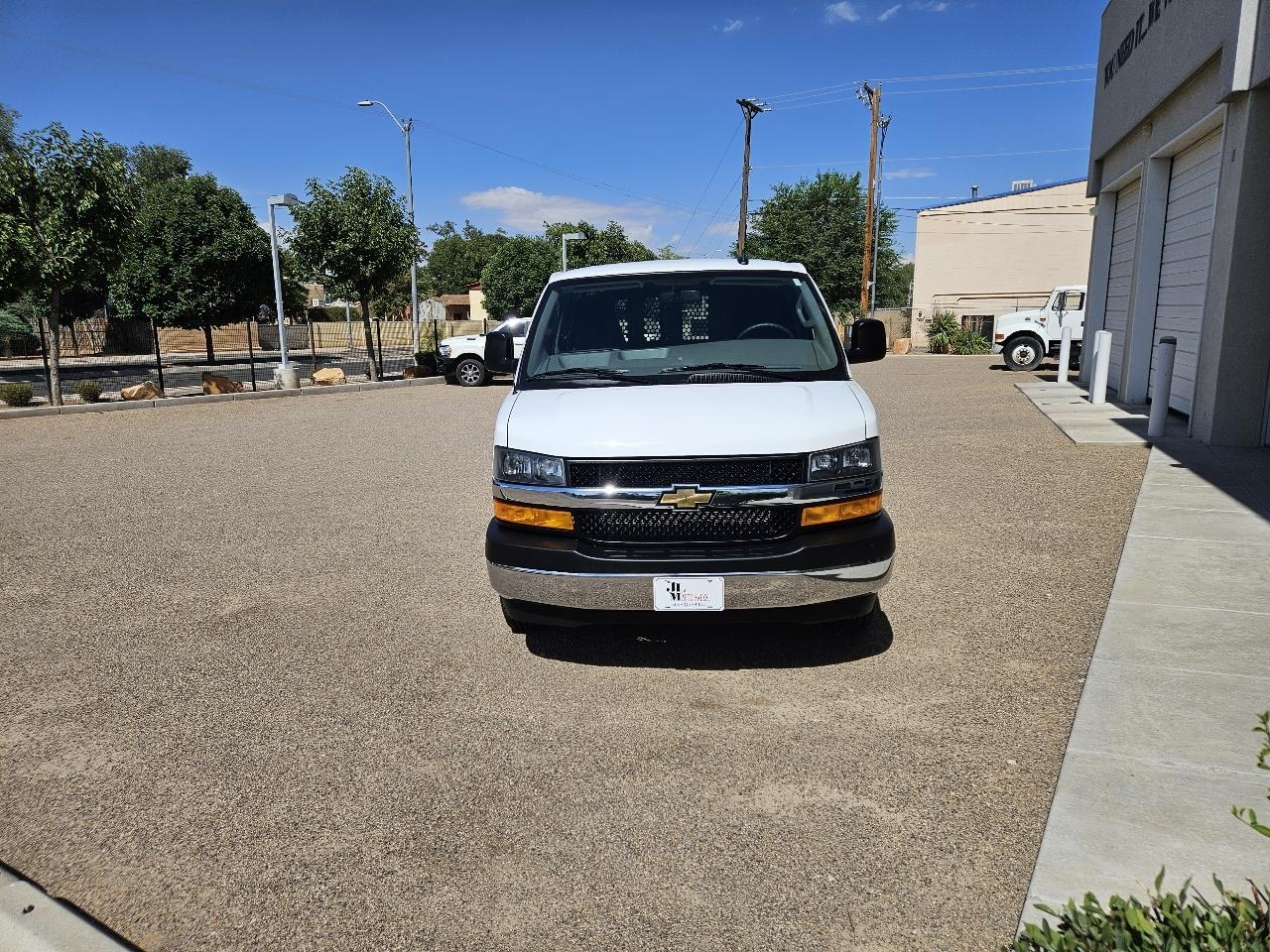 Chevrolet Express Cargo Van RWD 2500 135" 2025