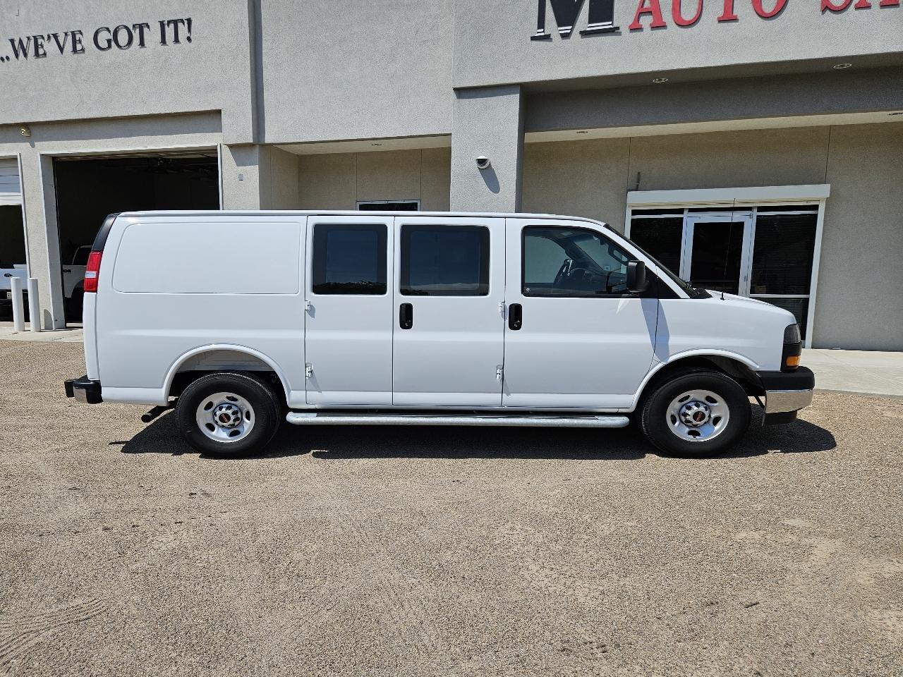 GMC Savana Cargo Van RWD 2500 135" 2025