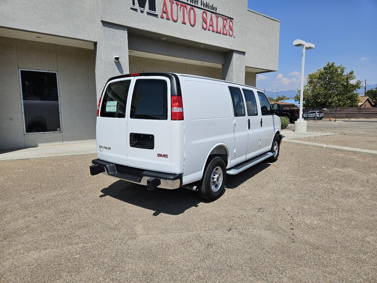 GMC Savana Cargo Van RWD 2500 135" 2025