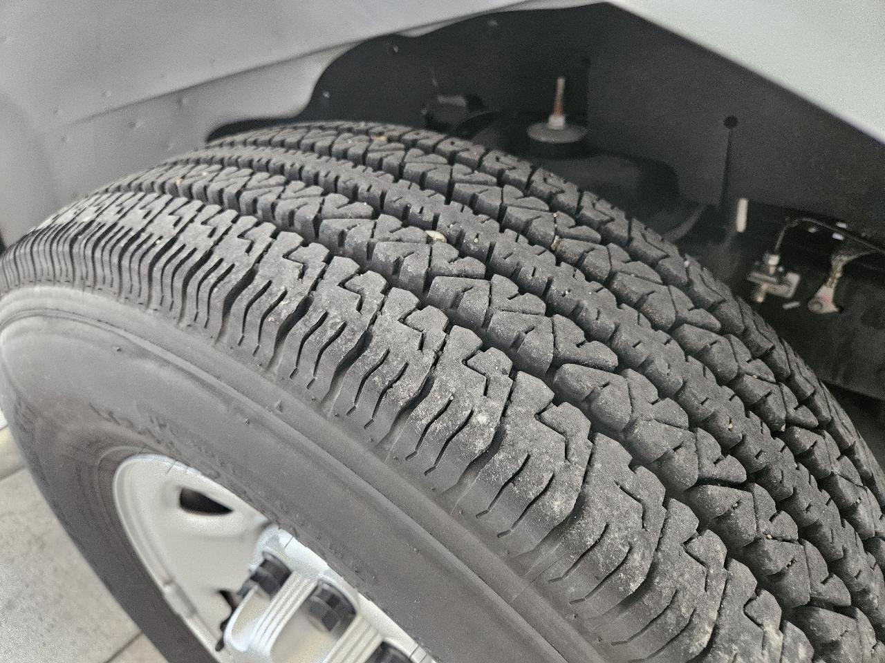 GMC Savana Cargo Van RWD 2500 135" 2025