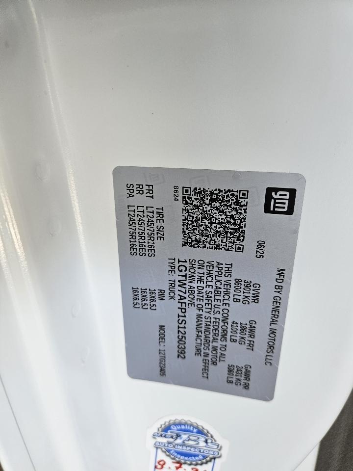 GMC Savana Cargo Van RWD 2500 135" 2025