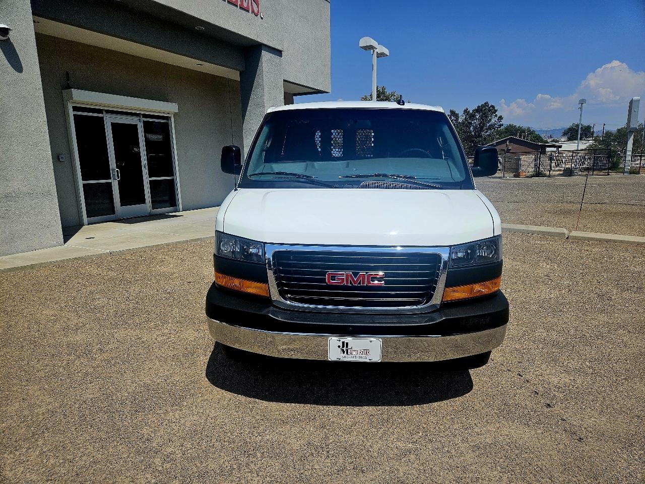 GMC Savana Cargo Van RWD 2500 135" 2025