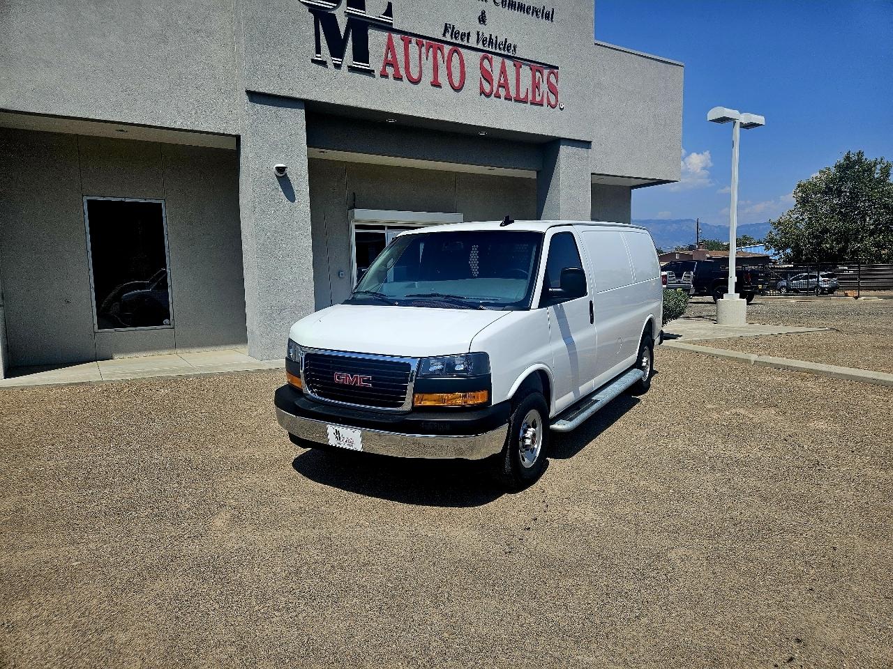 2025 GMC Savana Cargo Van RWD 2500 135"