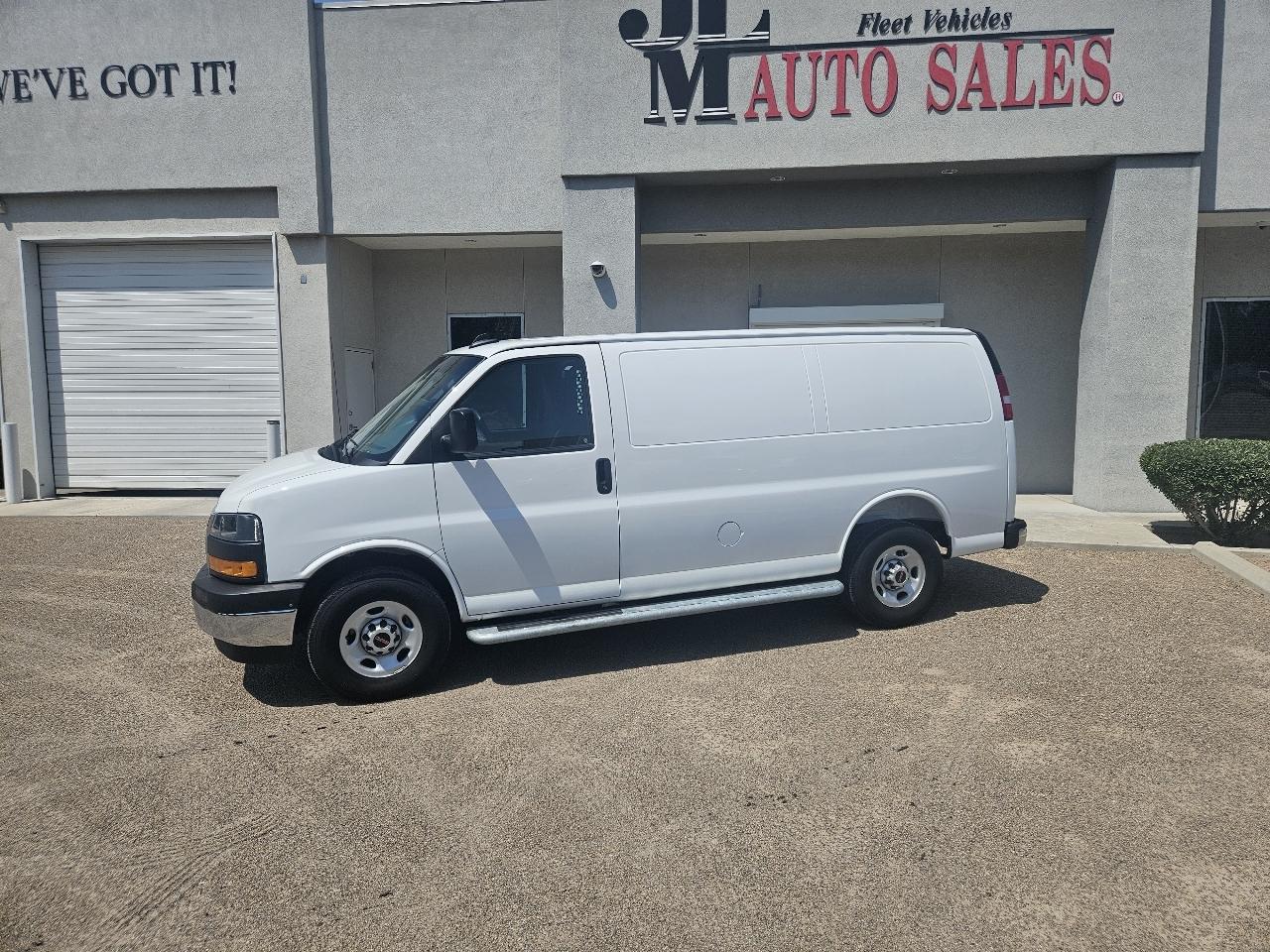 GMC Savana Cargo Van RWD 2500 135" 2025