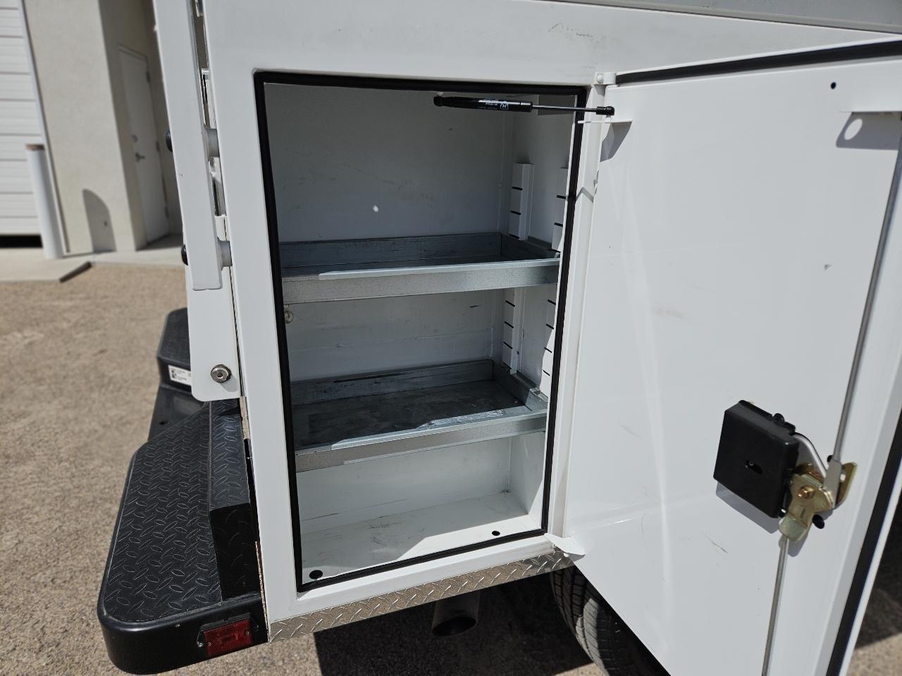 RAM 2500 Tradesman 4x4 Crew Cab 8' Box 2022