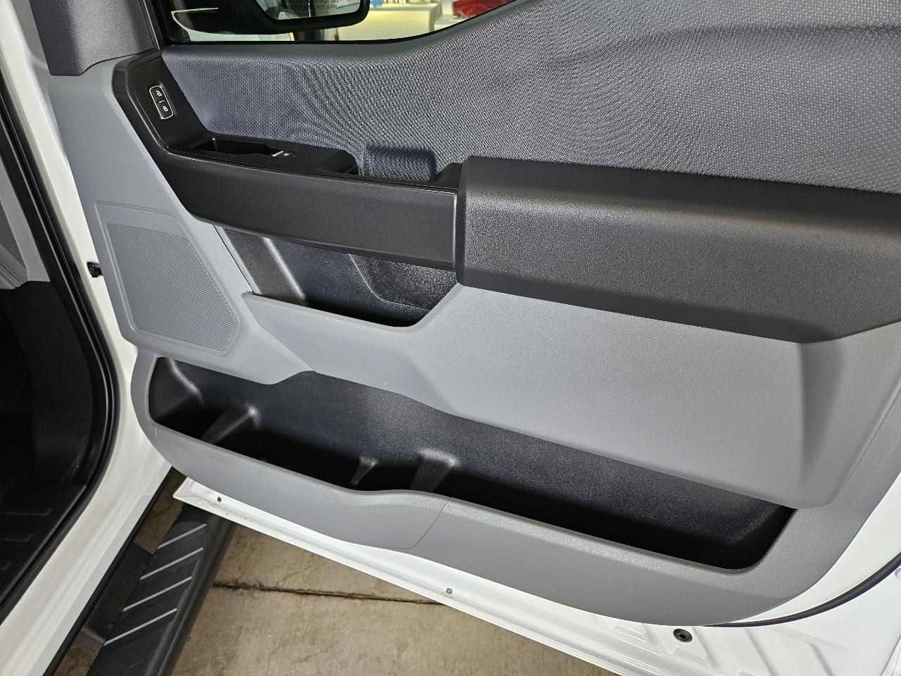 Ford F-150 XL 2WD SuperCrew 5.5' Box 2022