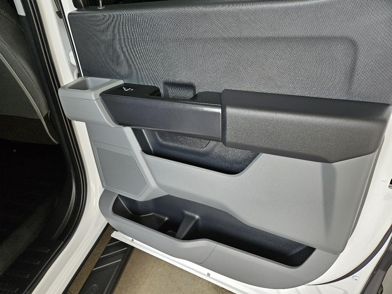 Ford F-150 XL 2WD SuperCrew 5.5' Box 2022