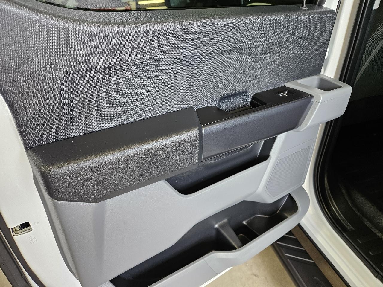 Ford F-150 XL 2WD SuperCrew 5.5' Box 2022