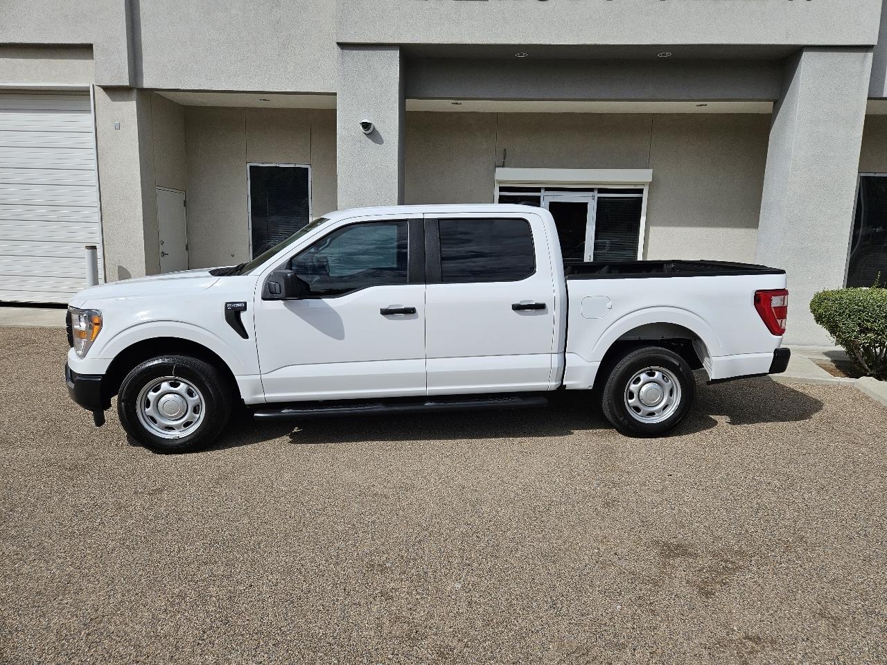 Ford F-150 XL 2WD SuperCrew 5.5' Box 2022