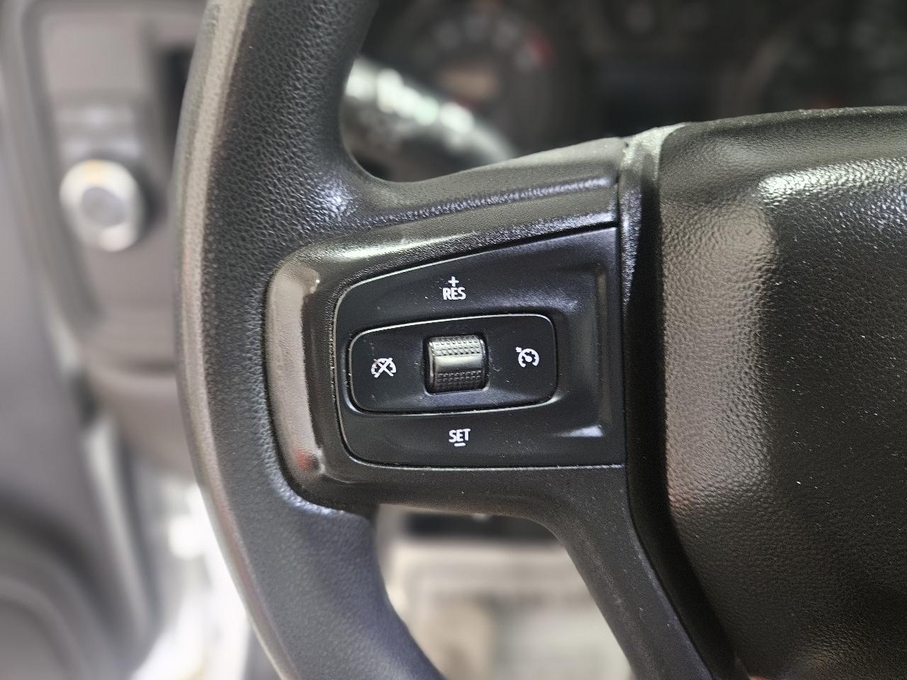 Chevrolet Silverado 2500HD 2WD Reg Cab 142" Work Truck 2021