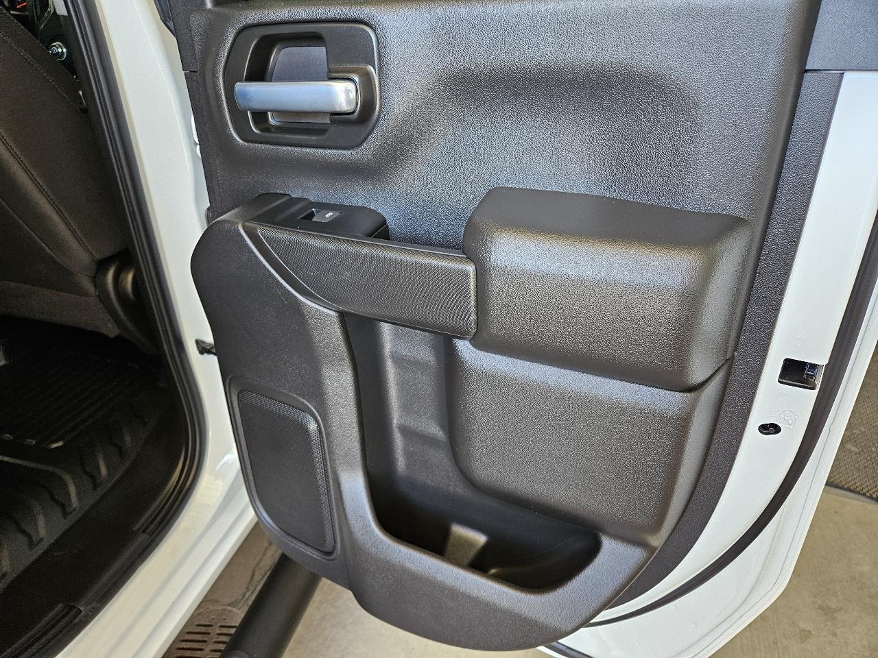 GMC Sierra 2500HD 4WD Double Cab 162" Pro 2026