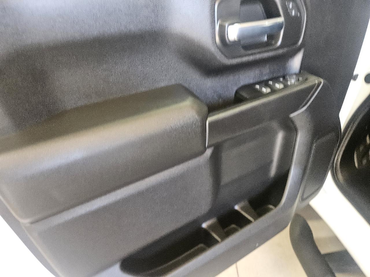 GMC Sierra 2500HD 4WD Double Cab 162" Pro 2026