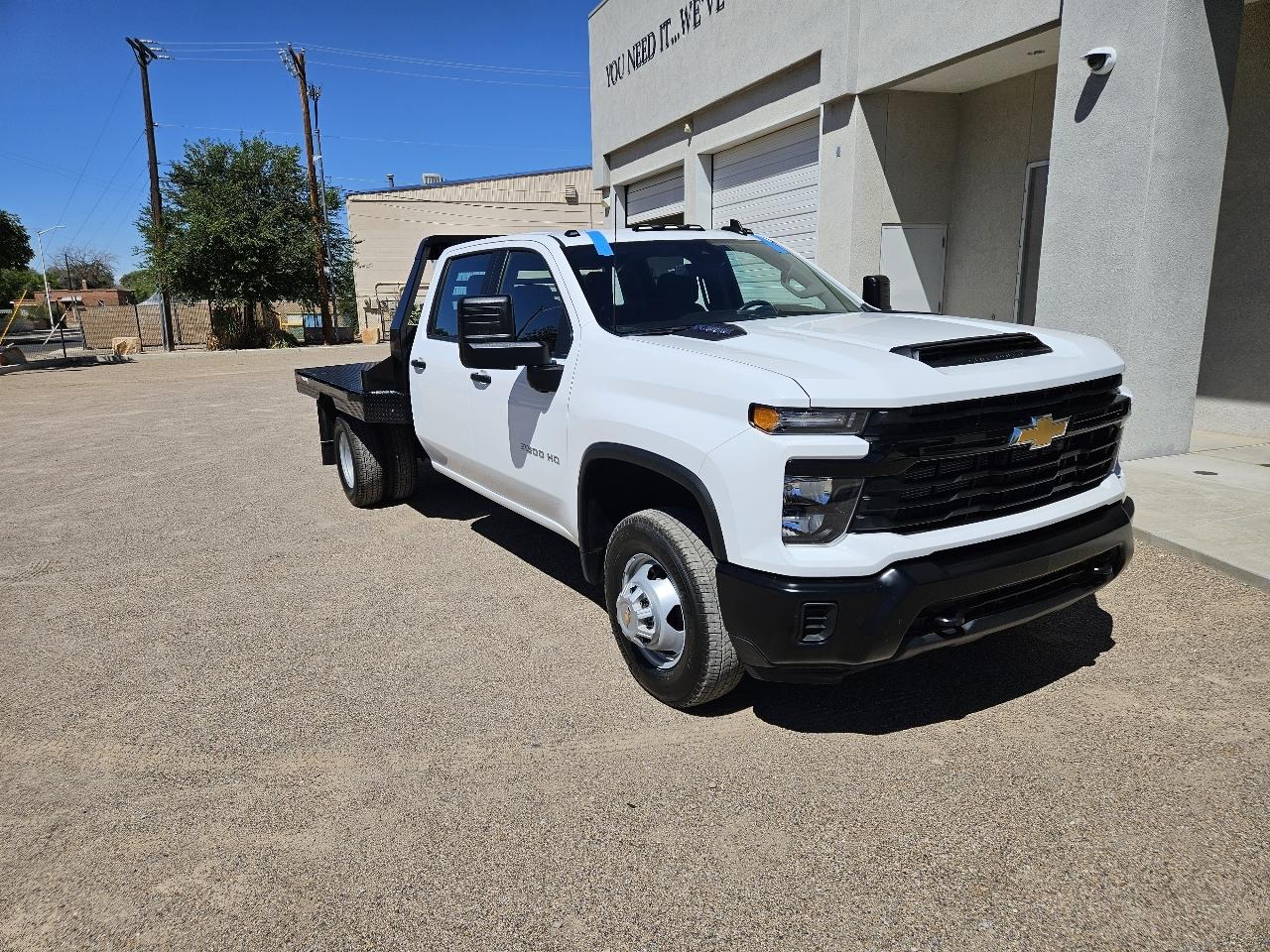Chevrolet Silverado 3500HD CC 4WD Crew Cab 177" WB, 60" CA Work Truck 2026