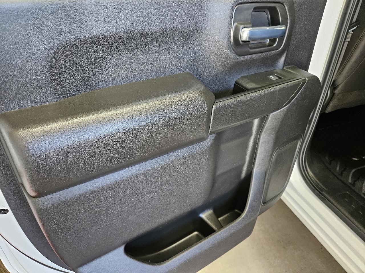 Chevrolet Silverado 3500HD CC 4WD Crew Cab 177" WB, 60" CA Work Truck 2026