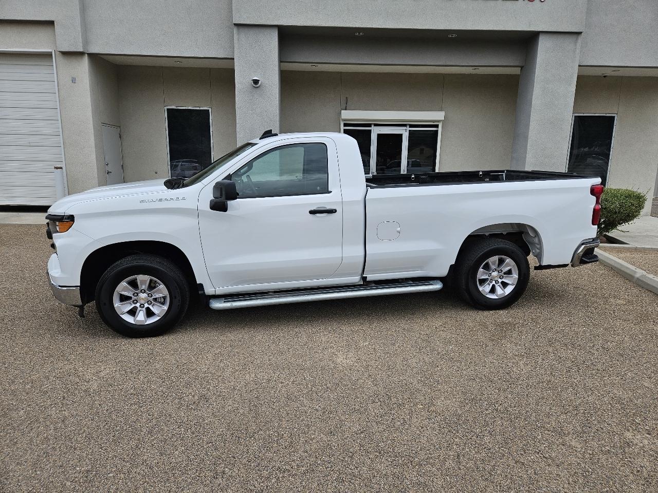 Chevrolet Silverado 1500 2WD Reg Cab 140" Work Truck 2025