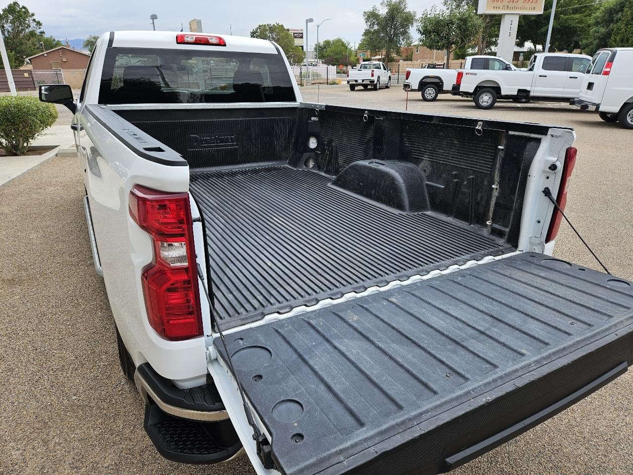 Chevrolet Silverado 1500 2WD Reg Cab 140" Work Truck 2025