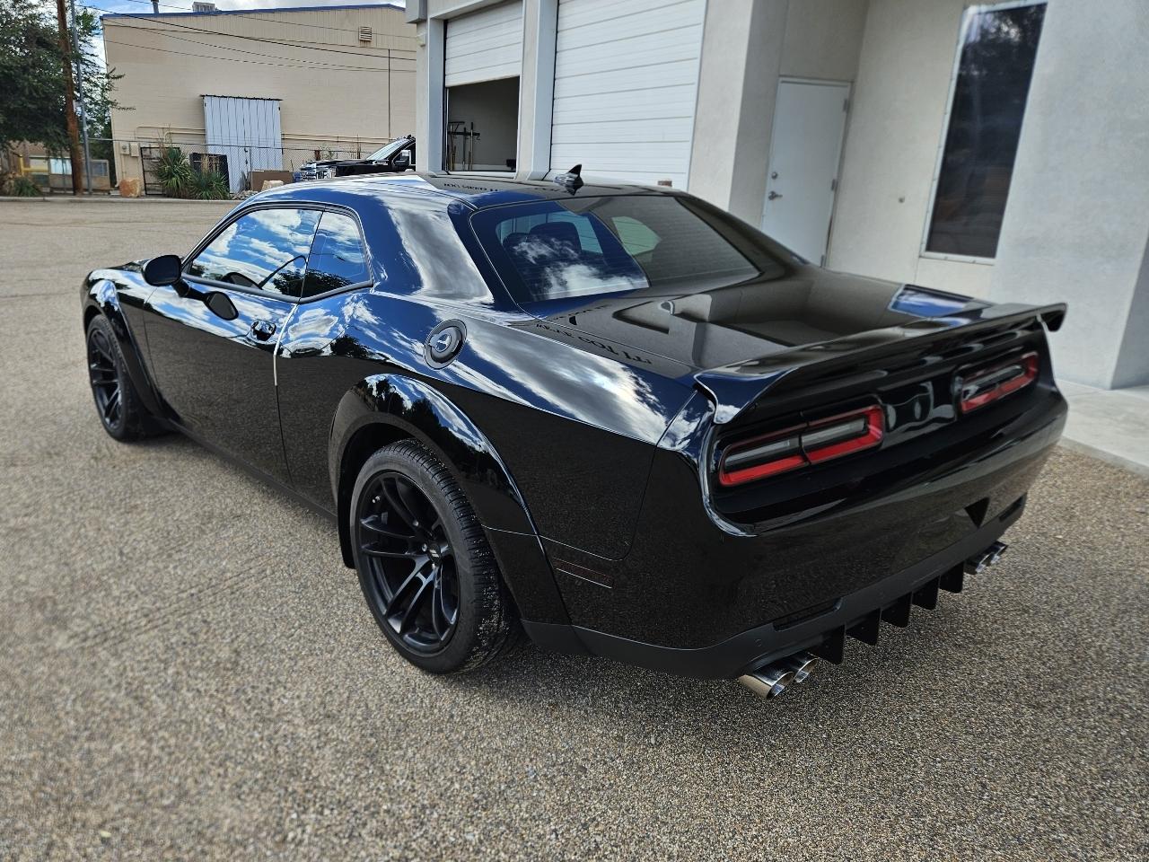 Dodge Challenger R/T Scat Pack Widebody RWD 2022