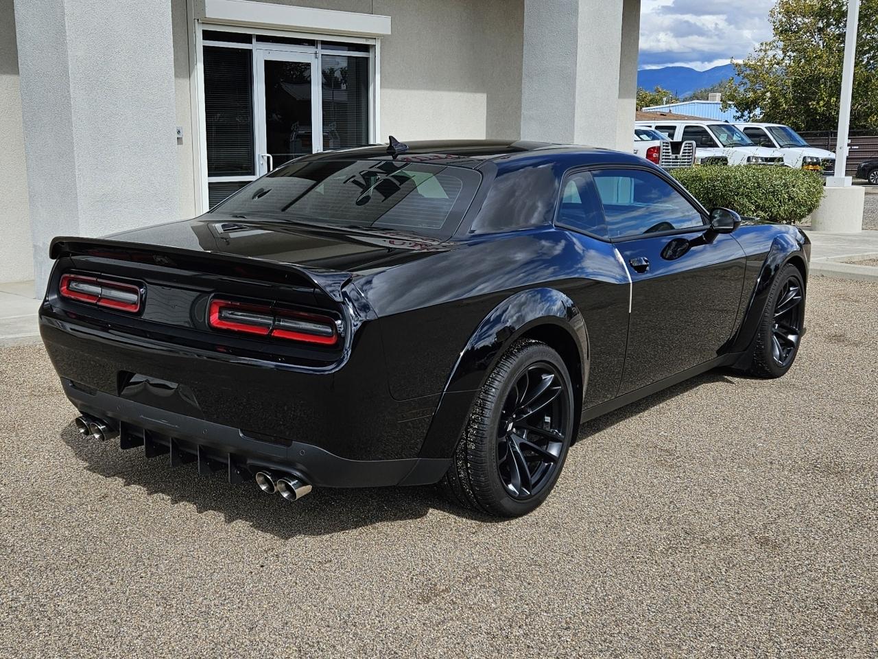 Dodge Challenger R/T Scat Pack Widebody RWD 2022
