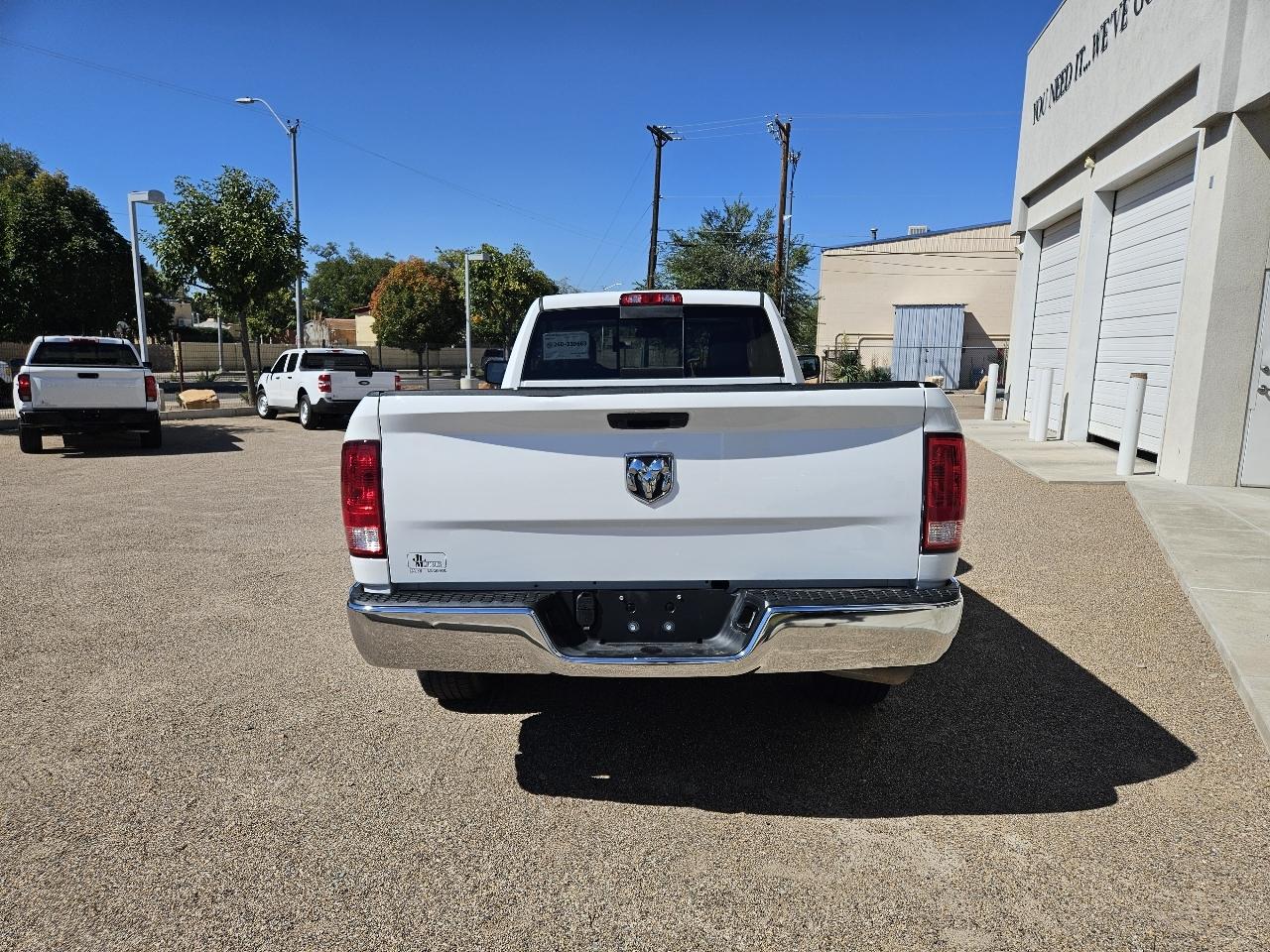 RAM 1500 Classic SLT 4x4 Reg Cab 8' Box 2019