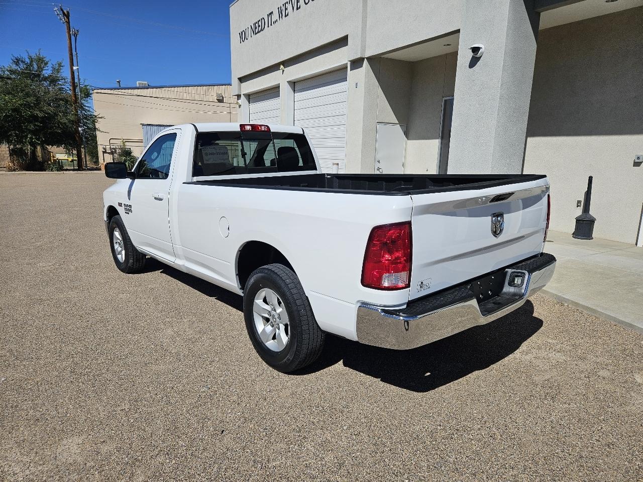 RAM 1500 Classic SLT 4x4 Reg Cab 8' Box 2019